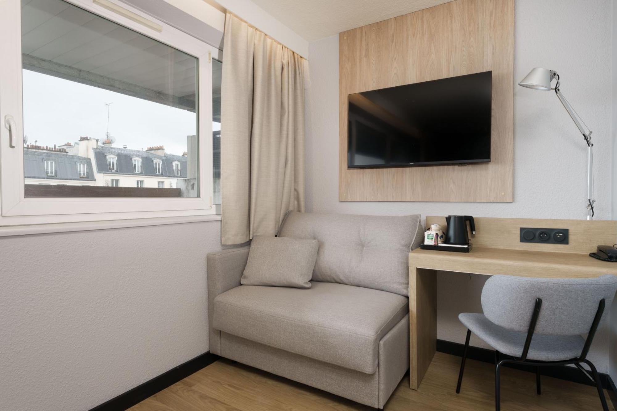 Campanile Est Le Millénaire Hotel 3*